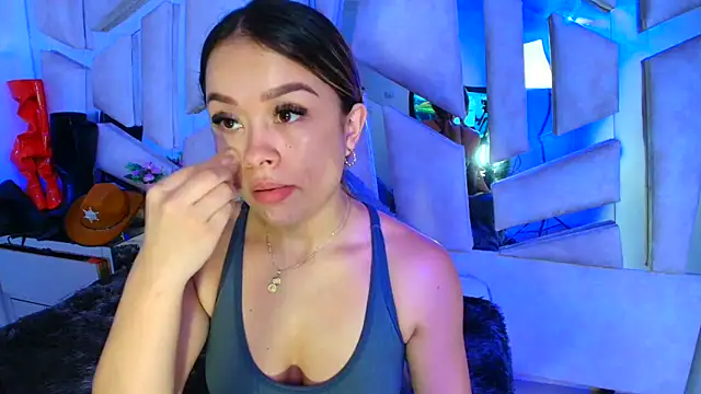 Natalyefoster online show from 02/19/26, 05:09