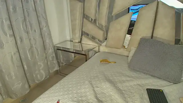 Natalyefoster online show from 04/14/26, 07:20