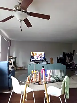 honeeyyy pot online show from 01/30/25, 07:15