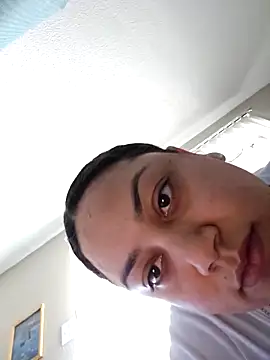 honeeyyy pot online show from 02/13/25, 05:44