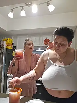 Snapshot of honeeyyy_pot chatting on 02/08/26, 09:56 honeeyyy pot online show from 02/08/26, 09:56