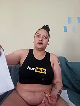 Snapshot of honeeyyy_pot chatting on 04/09/26, 09:53 honeeyyy pot online show from 04/09/26, 09:53