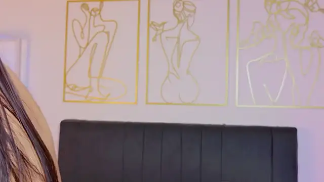 summer holiday online show from 10/12/25, 03:49