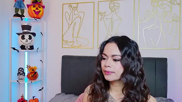 summer holiday online show from 10/22/25, 05:08