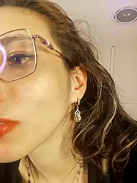 bulma bambina  online show from 02/19/25, 10:53