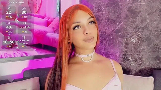 Emmaa Saenz  online show from 12/31/24, 03:53