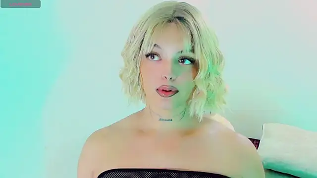 Emmaa Saenz  online show from 04/12/26, 10:48