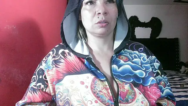 Snapshot of charlotedoll chatting on 02/25/26, 03:38 charlotedoll online show from 02/25/26, 03:38