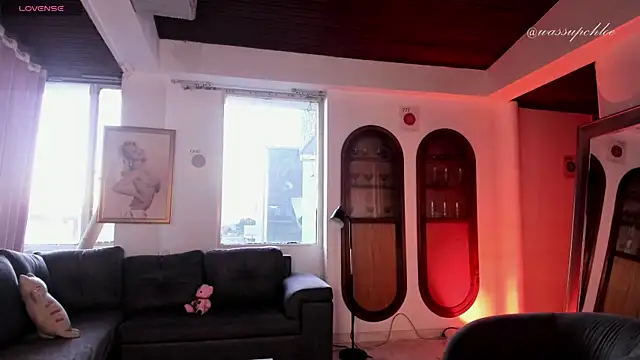 Snapshot of misschloe__ chatting on 01/29/25, 11:04 misschloe online show from 01/29/25, 11:04