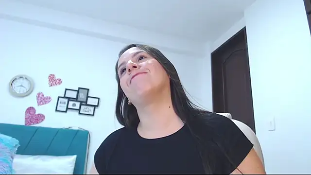 kamila lopez online show from 03/07/25, 01:53