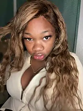 CharismaaBanx online show from 02/07/25, 03:01