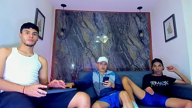 liam genner  online show from 02/10/25, 01:46