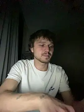 oguuxum online show from 03/23/26, 09:52