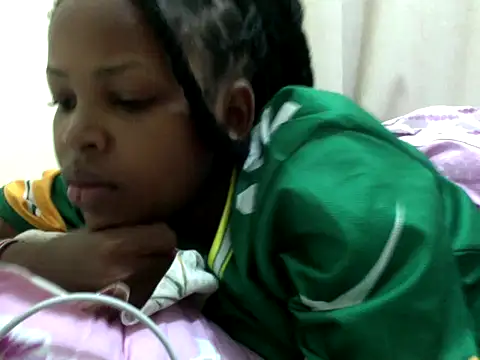 queen-sasha online show from 10/25/25, 06:32