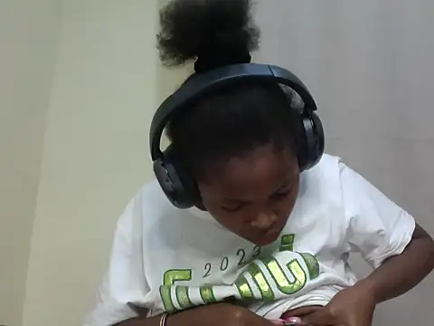 queen-sasha online show from 03/13/26, 06:47