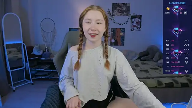 CallMeEffy1 online show from 04/05/26, 02:14