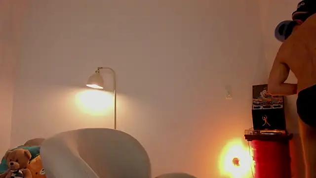 Curlblue online show from 02/05/26, 07:24