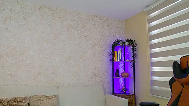 AdanReilly online show from 02/03/25, 07:10