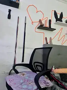 Sophiehuntress online show from 03/21/25, 11:55