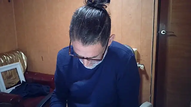 Lia Y PatrickX online show from 11/11/25, 05:02