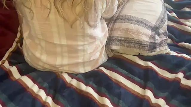 Ceyceys online show from 03/31/26, 08:48