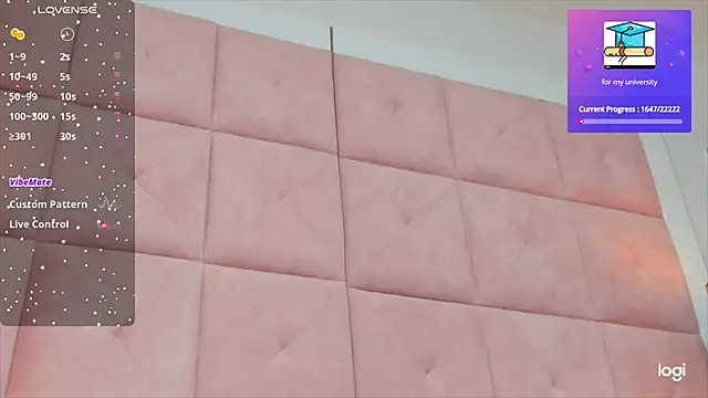 charlotte01   online show from 02/03/25, 12:57