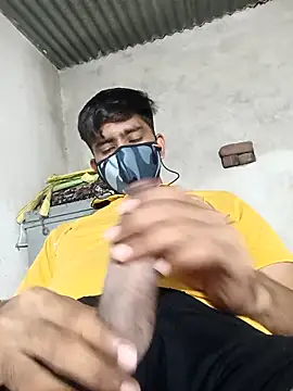 Snapshot of Pussy_lover_33 chatting on 09/08/25, 03:11 Pussy lover 33 online show from 09/08/25, 03:11