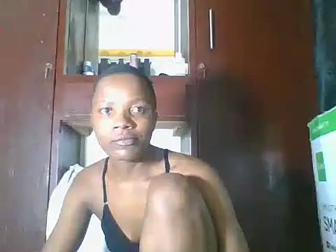 AfricanPrincess24 online show from 05/05/26, 07:44