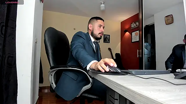 thesexlawyer1 online show from 05/03/26, 04:07