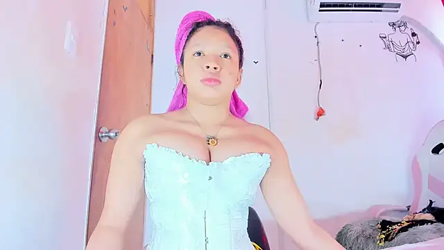 Emily Coper18 online show from 03/02/26, 01:51