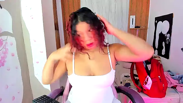 Emily Coper18 online show from 06/29/26, 01:55