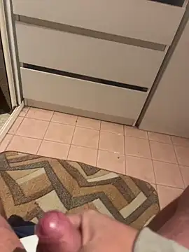 Snapshot of Angeloggaa chatting on 12/19/24, 05:29 Angeloggaa online show from 12/19/24, 05:29