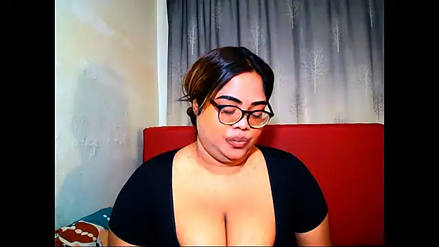 Indian Lola00 online show from 07/08/26, 05:50