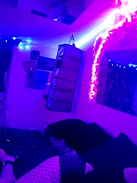 Snapshot of Wendyx666_Pika chatting on 12/15/25, 12:48 Wendyx666 Pika online show from 12/15/25, 12:48