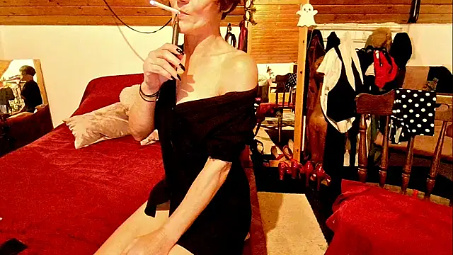 Snapshot of Hot_Colettte chatting on 11/10/25, 08:52 Hot Colettte online show from 11/10/25, 08:52