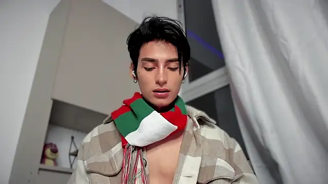 sebas rose online show from 12/19/24, 11:35