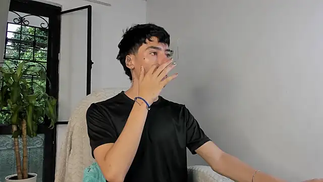 sebas rose online show from 10/17/25, 10:12