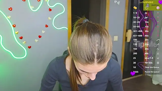 EmmyGreans online show from 03/17/25, 09:33