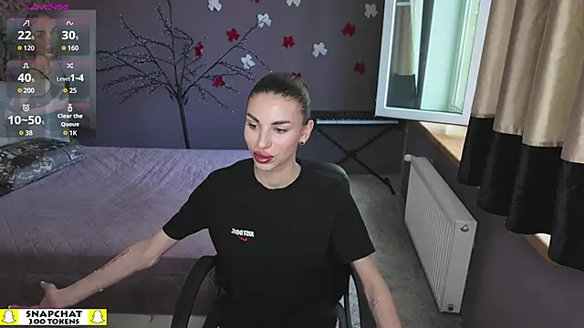 EmmyGreans online show from 04/17/26, 11:46