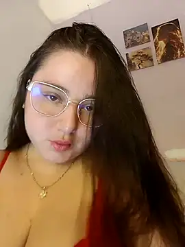 LunaGil1 online show from 03/13/25, 02:12