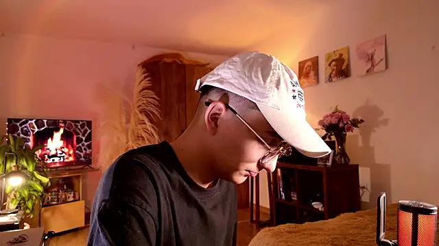 Mr evan1 online show from 10/04/25, 01:31