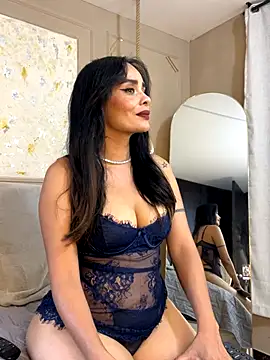 Snapshot of Alishak chatting on 10/11/25, 07:56 Alishak online show from 10/11/25, 07:56