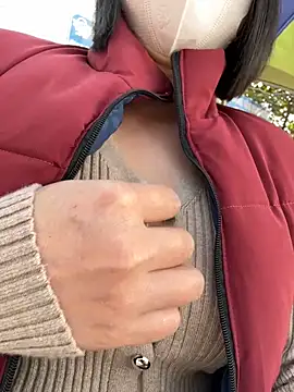 Snapshot of May-Squirt chatting on 01/10/26, 05:42 May-Squirt online show from 01/10/26, 05:42