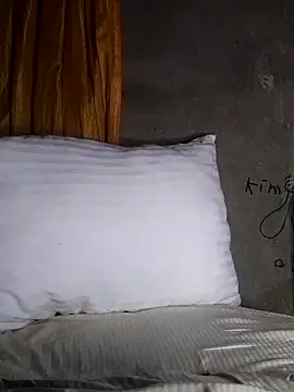 lachilena027 online show from 02/27/25, 02:54