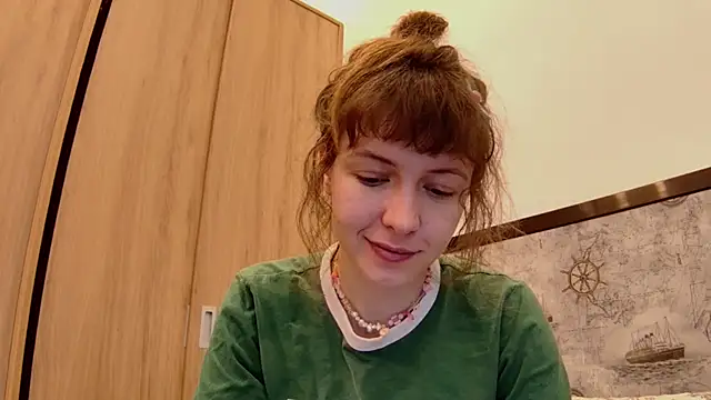 sun place online show from 09/17/25, 04:25