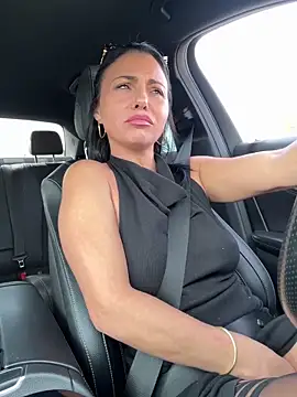 KimKelly13 online show from 04/17/26, 06:49