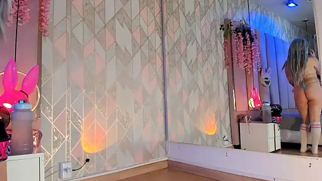 Broklinwhite  online show from 11/27/25, 01:13