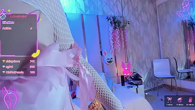 Broklinwhite  online show from 01/31/26, 07:11