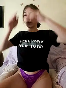 AntoniaHottie online show from 03/13/25, 05:18