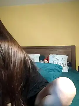 AntoniaHottie online show from 12/19/25, 09:38